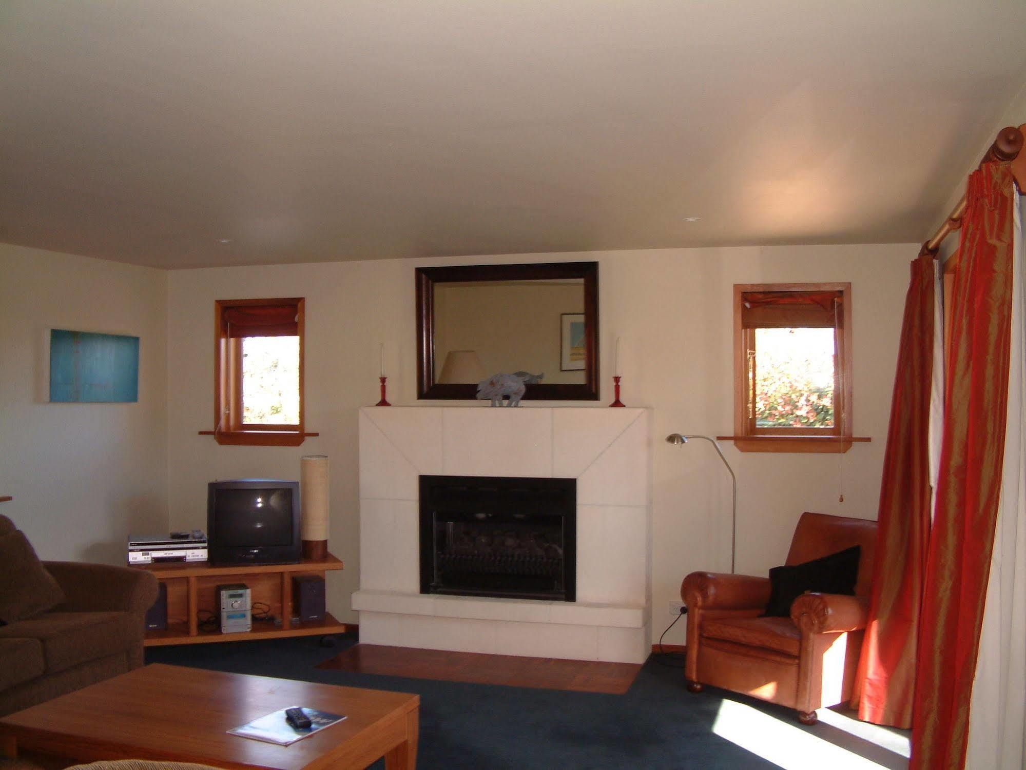 Whitestone Cottages Windwhistle Buitenkant foto