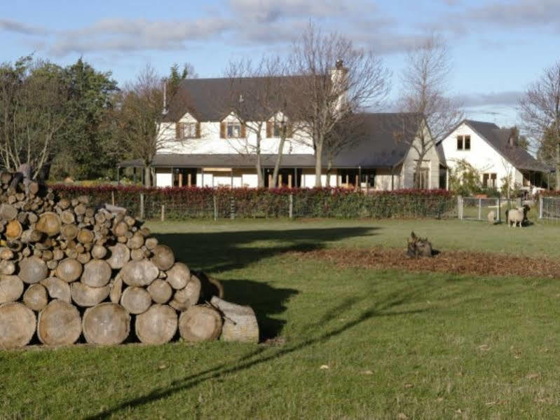 Whitestone Cottages Windwhistle Buitenkant foto